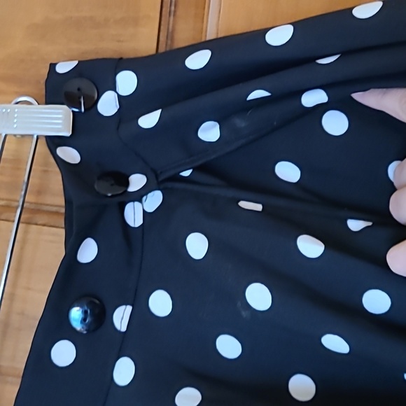 Fun Fashion black&white polkadot full circle skirt free size - Picture 7 of 7